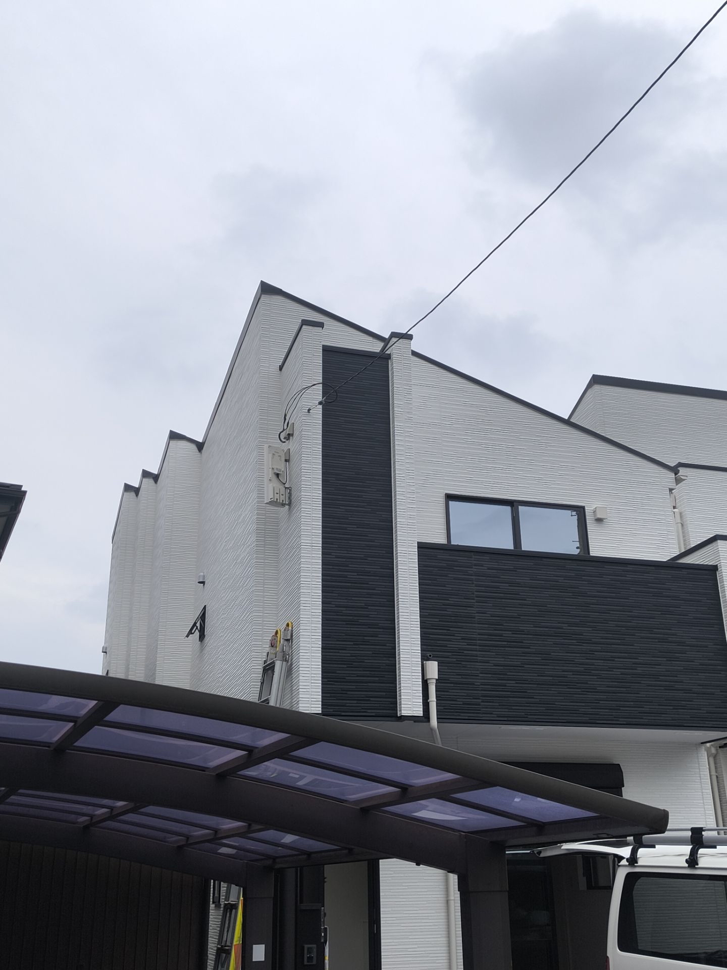 埼玉県さいたま市緑区｜アンテナ工事（デザイン）