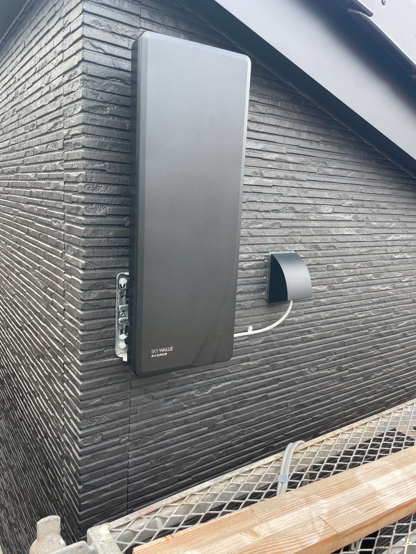 東京都杉並区｜アンテナ工事（デザイン）