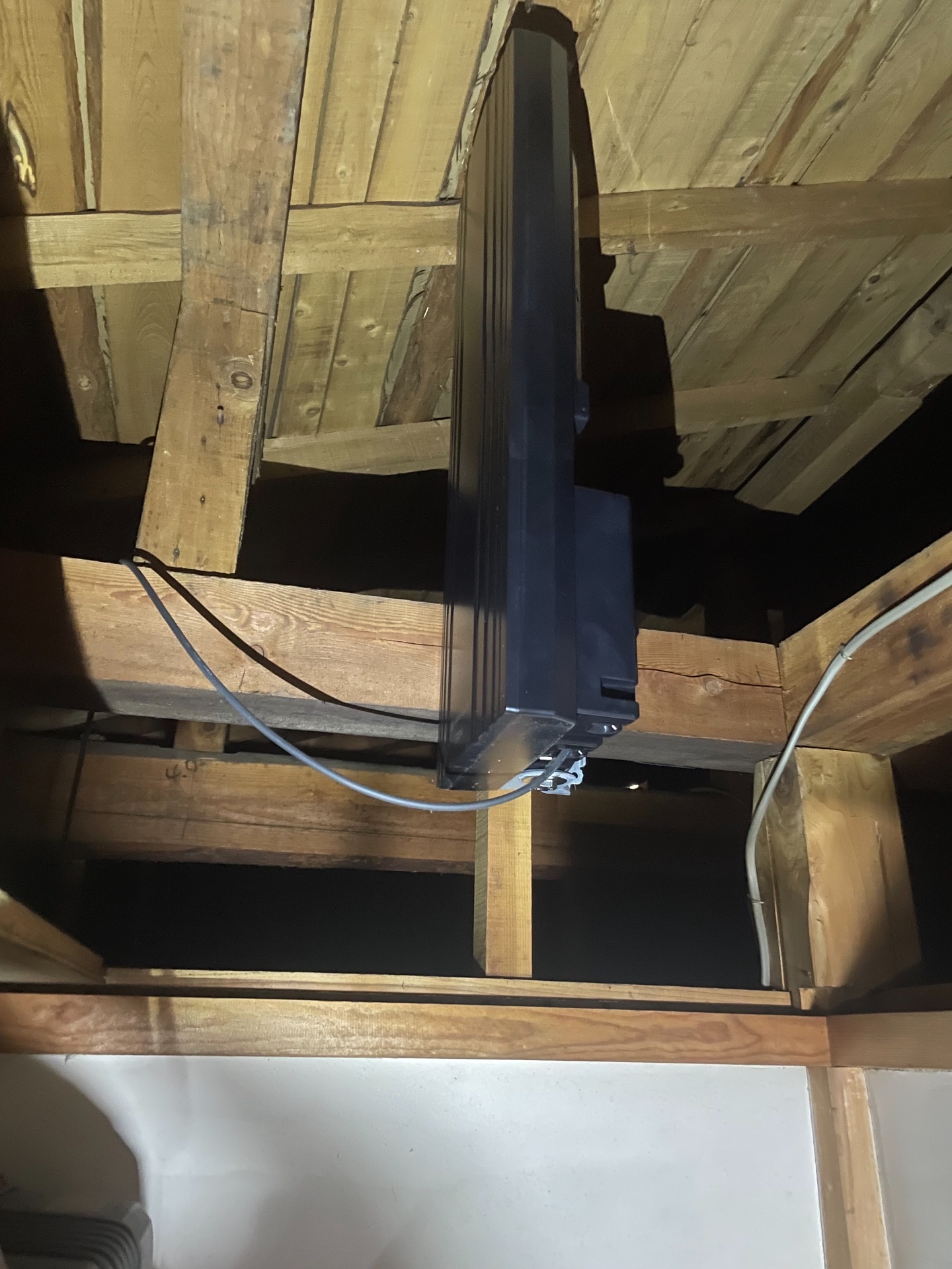 東京都国分寺市｜アンテナ工事（デザイン）