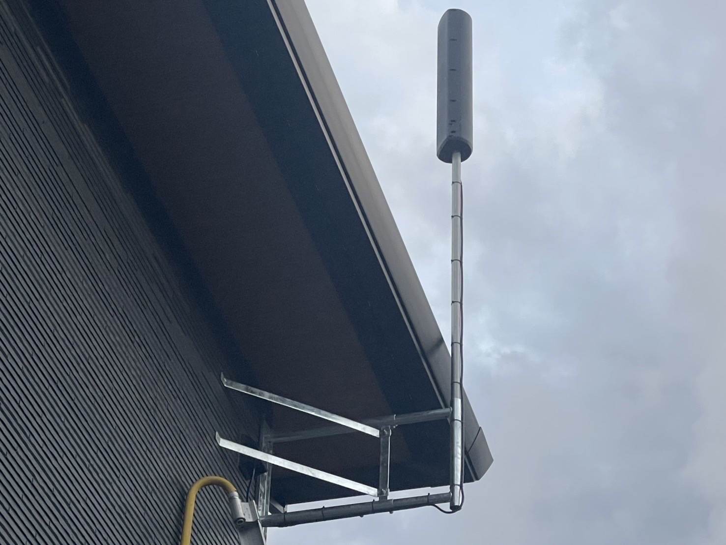 新潟県新発田市｜アンテナ工事（ユニコーン）