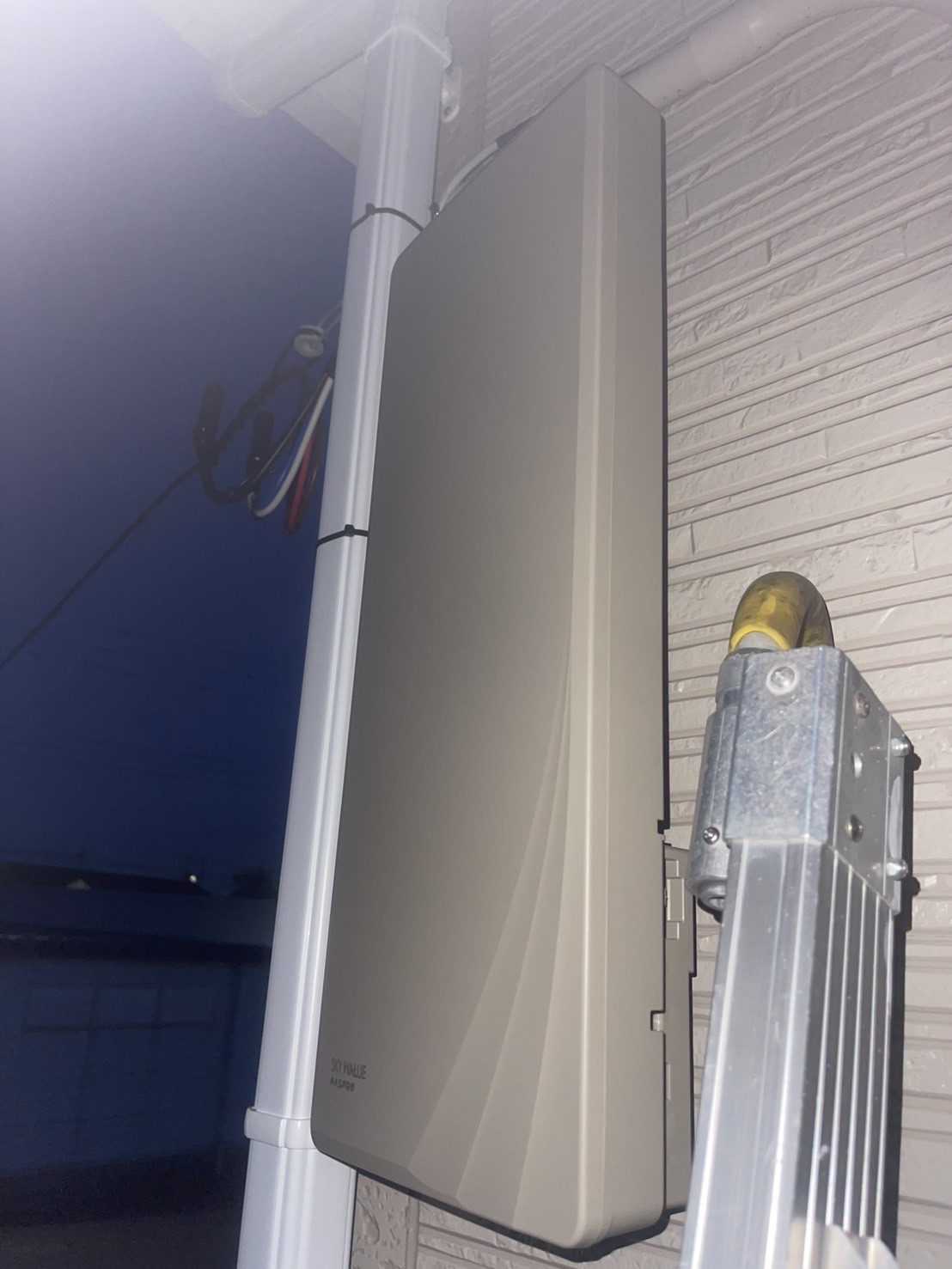 新潟県上越市｜アンテナ工事（デザイン）