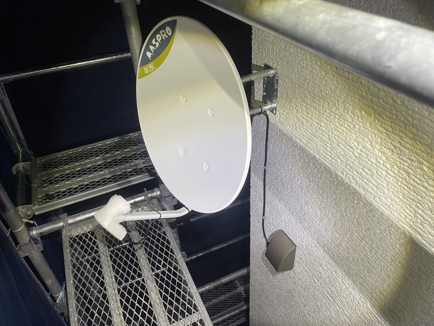 長野県茅野市｜アンテナ工事（デザイン＋BS）