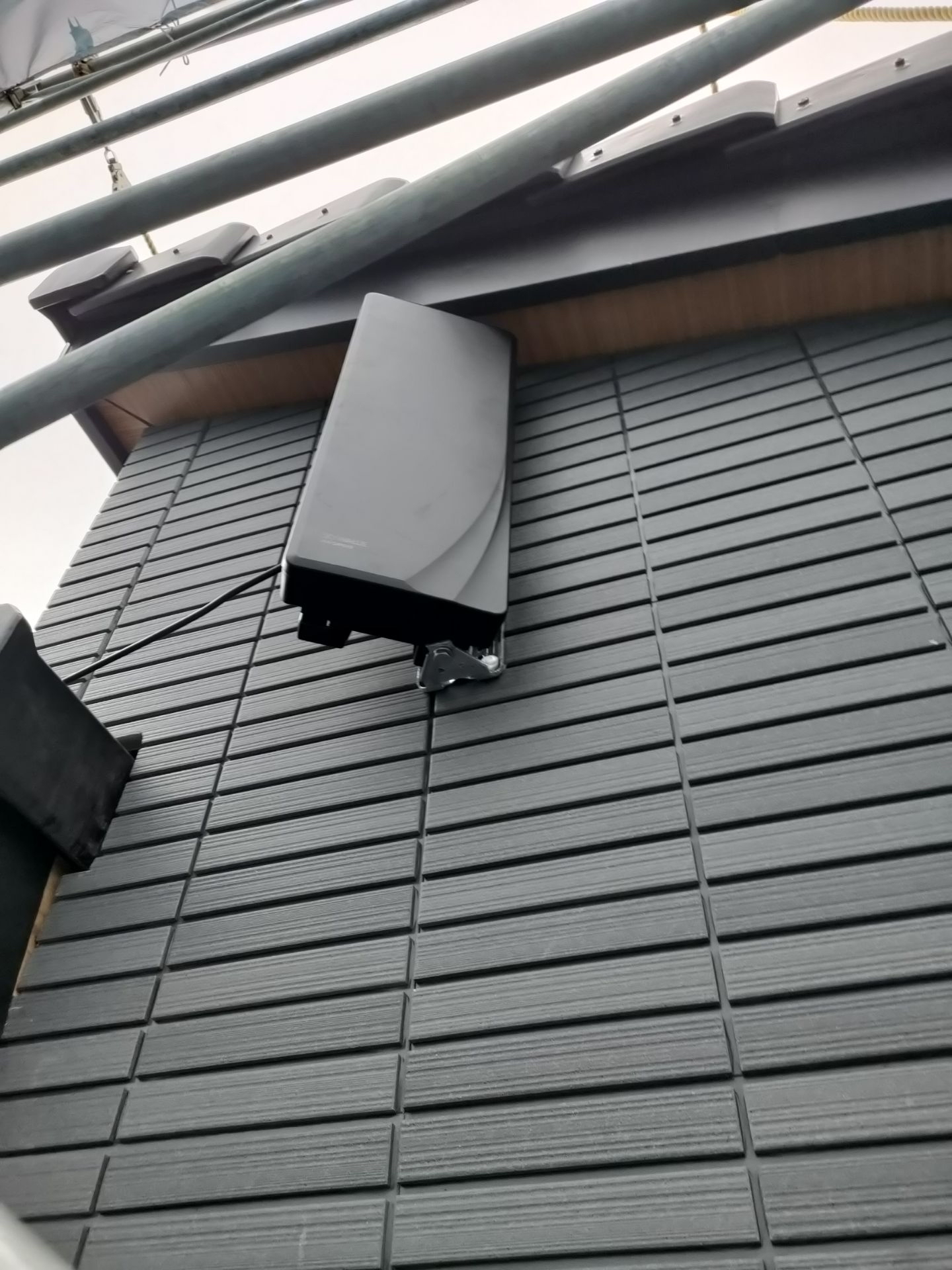 千葉県四街道市｜アンテナ工事（デザイン）