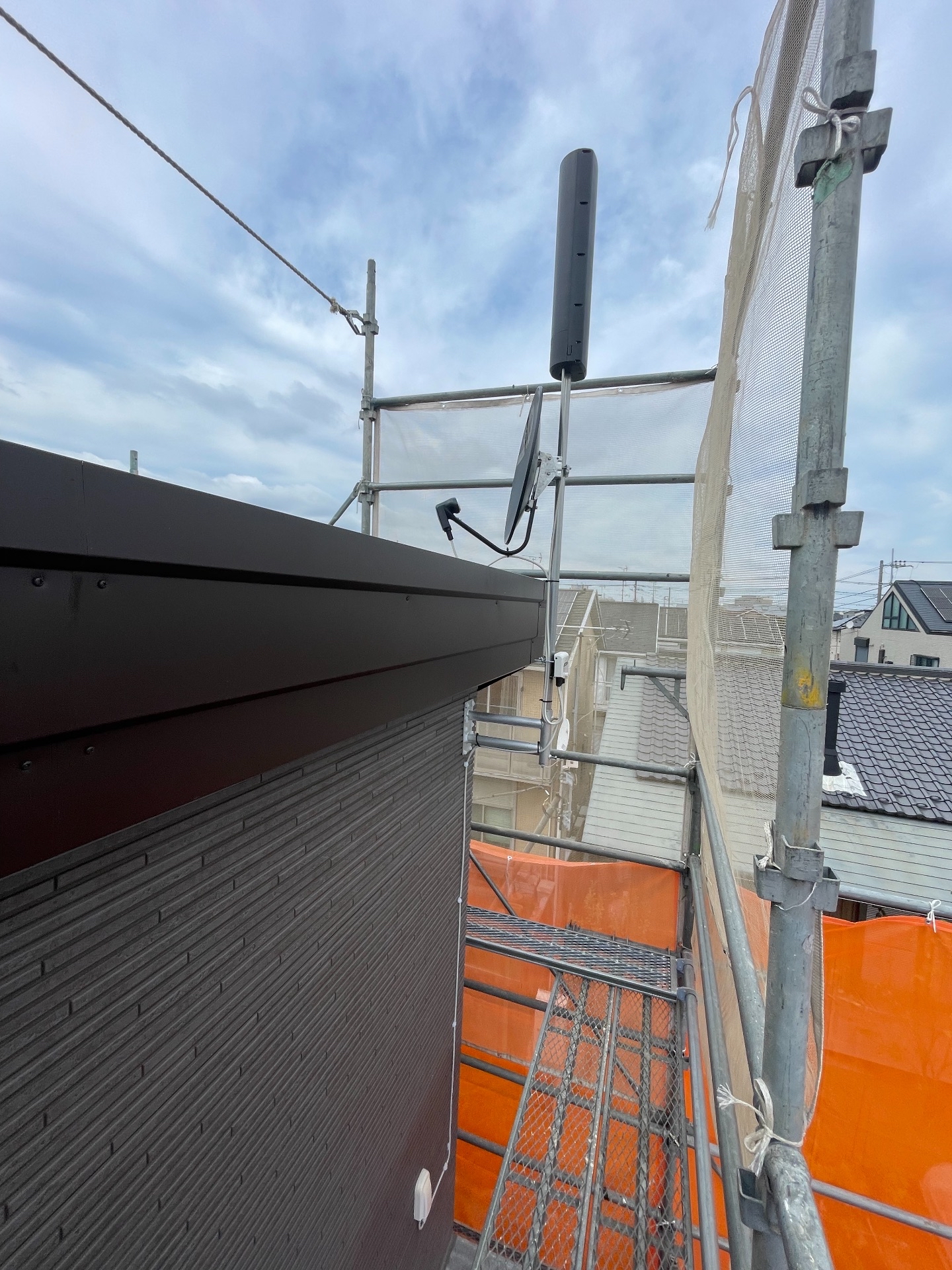 埼玉県越谷市｜アンテナ工事（ユニコーン＋BSCS）