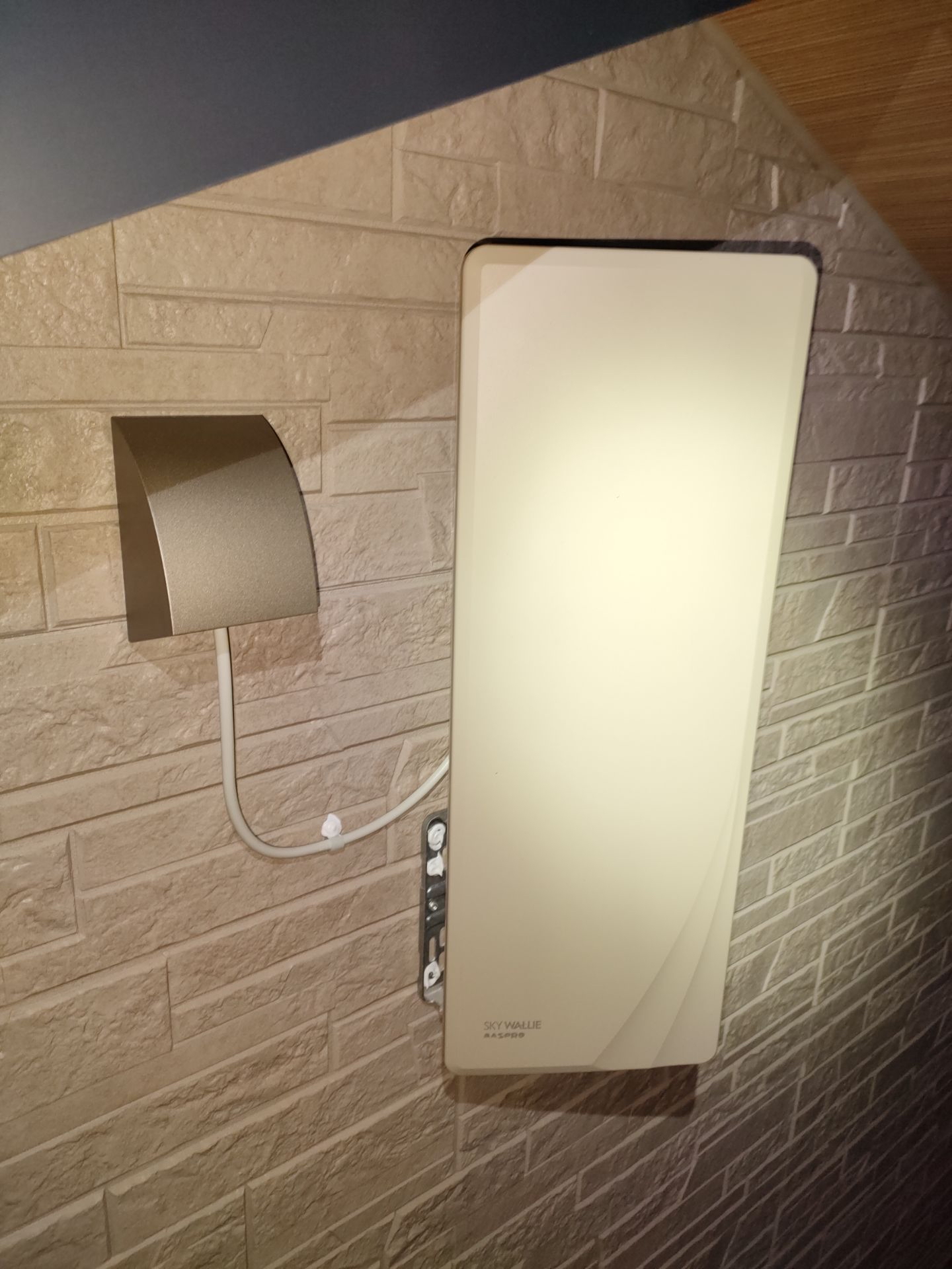 千葉県四街道市｜アンテナ工事（デザイン）