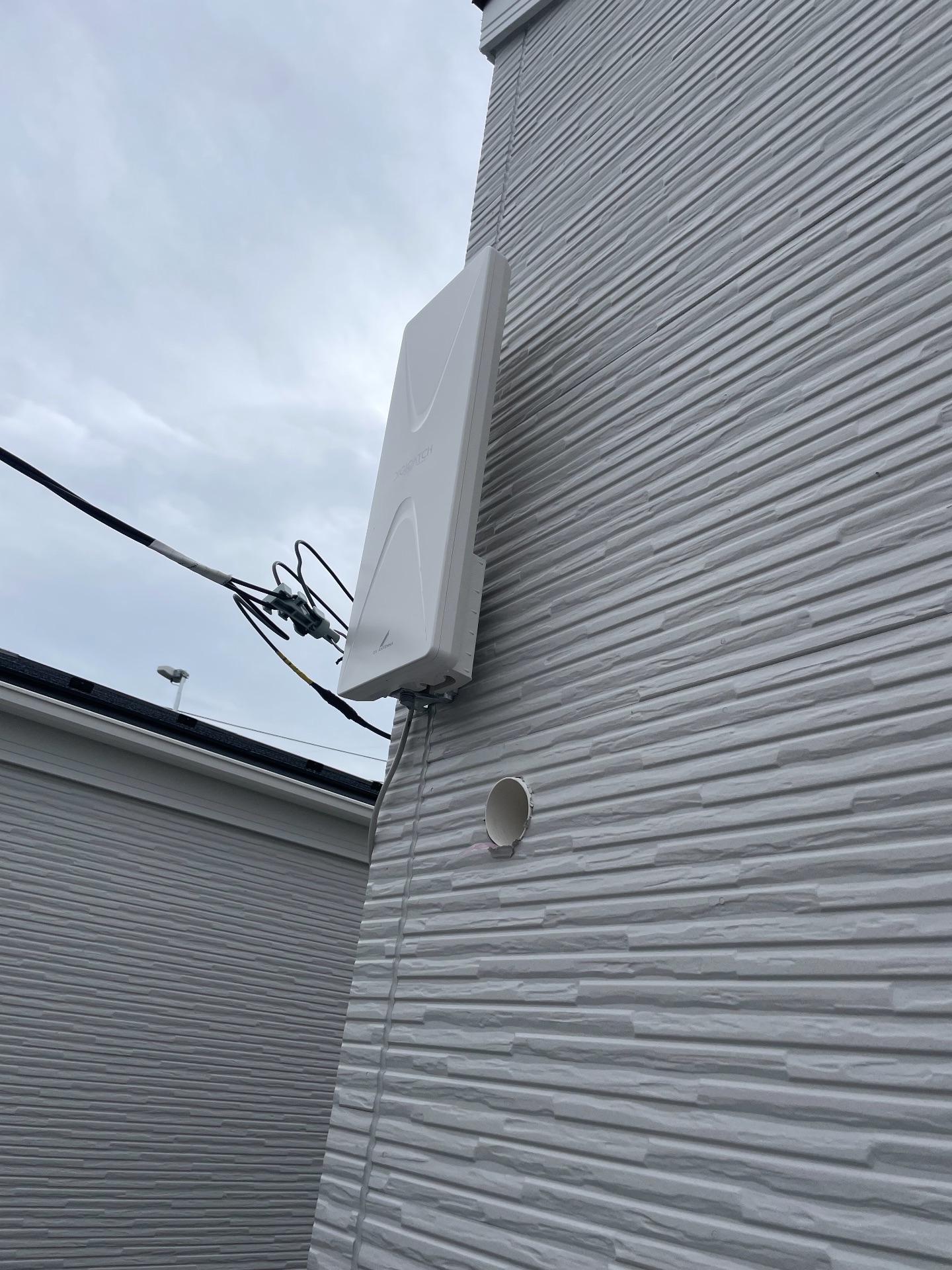 東京都杉並区｜アンテナ工事（デザイン）