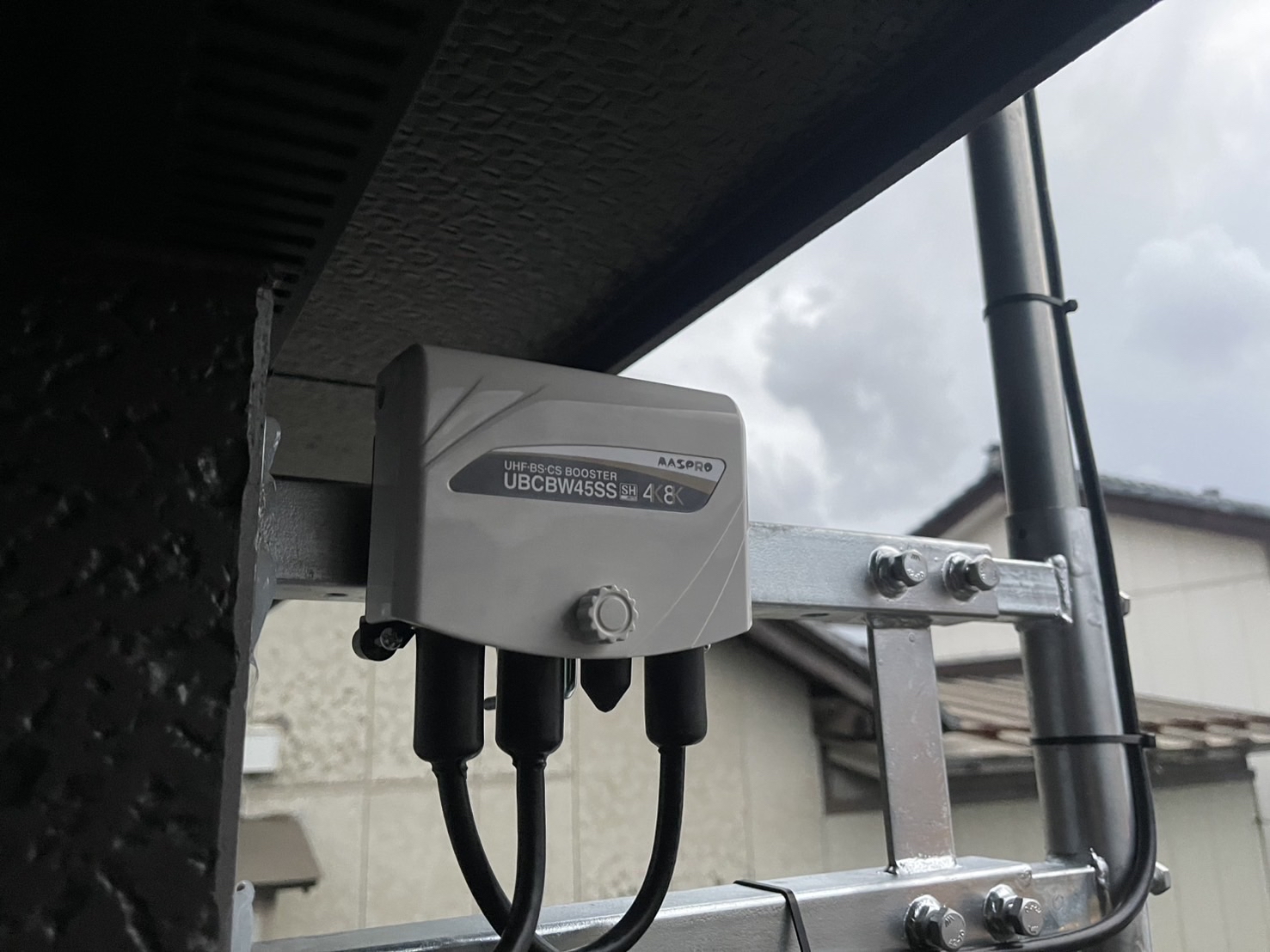 新潟県新潟市中央区｜アンテナ工事（デザイン＋BSCS）