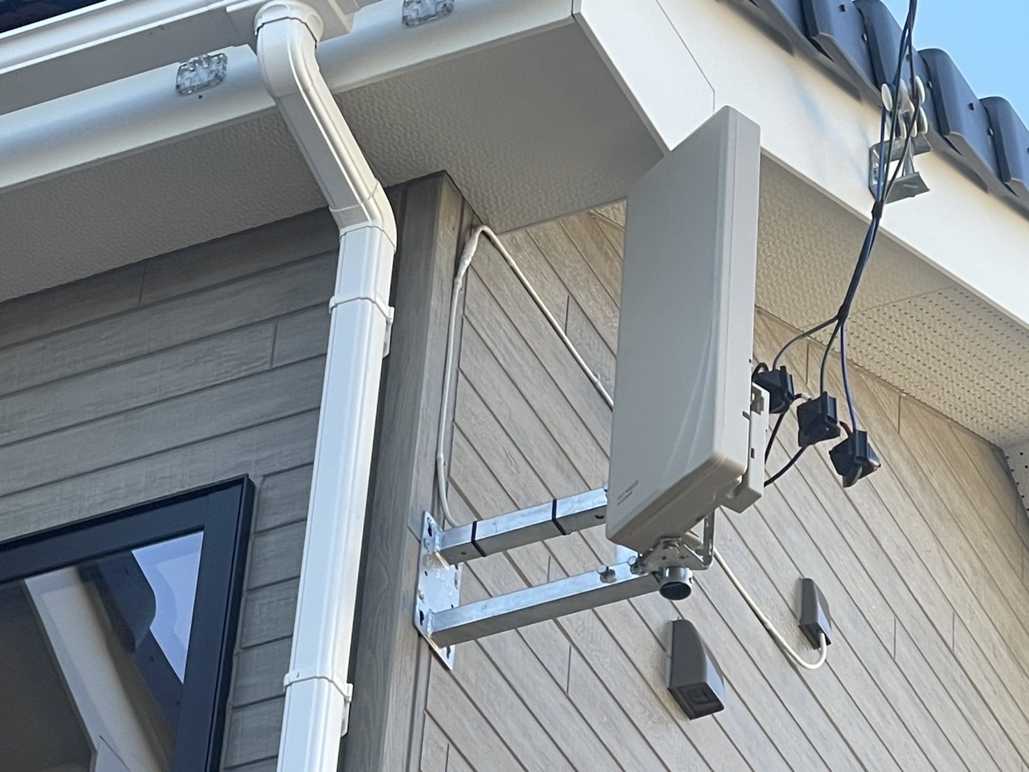 長野県上田市｜アンテナ工事（デザイン）