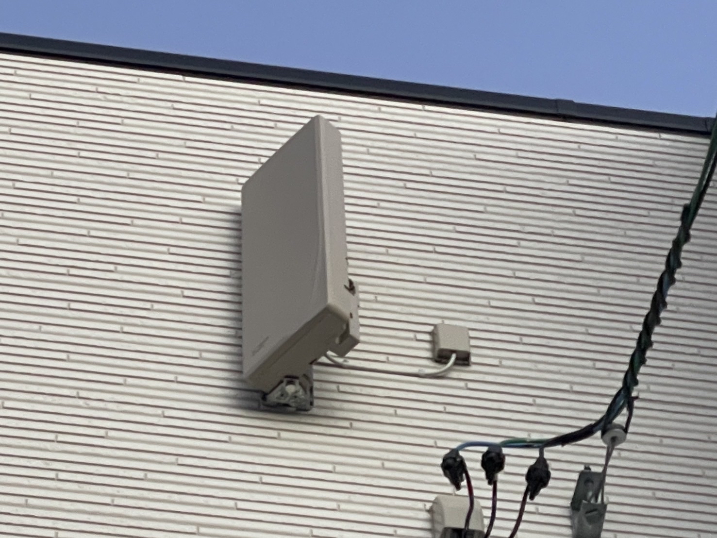 長野県上田市｜アンテナ工事（デザイン）