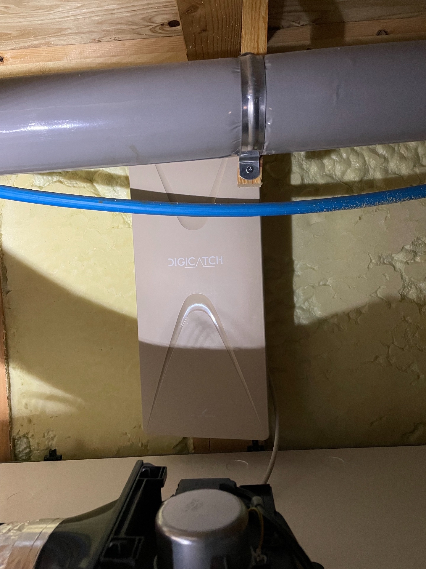 埼玉県八潮市｜アンテナ工事（デザイン）