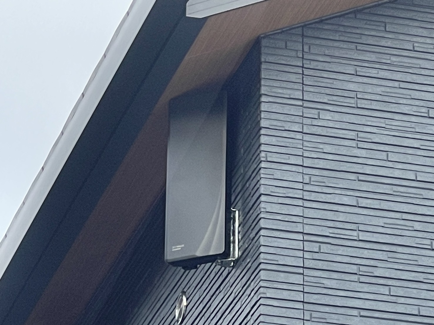 新潟県新潟市西蒲区｜アンテナ工事（デザイン）