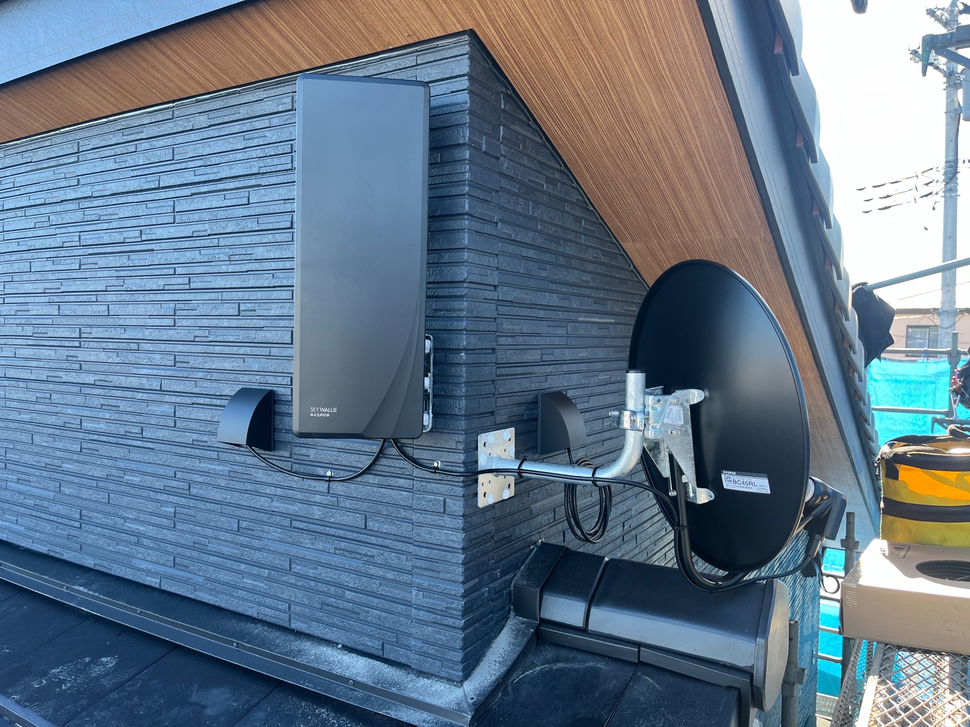 茨城県水戸市｜アンテナ工事（デザイン＋BS CS）