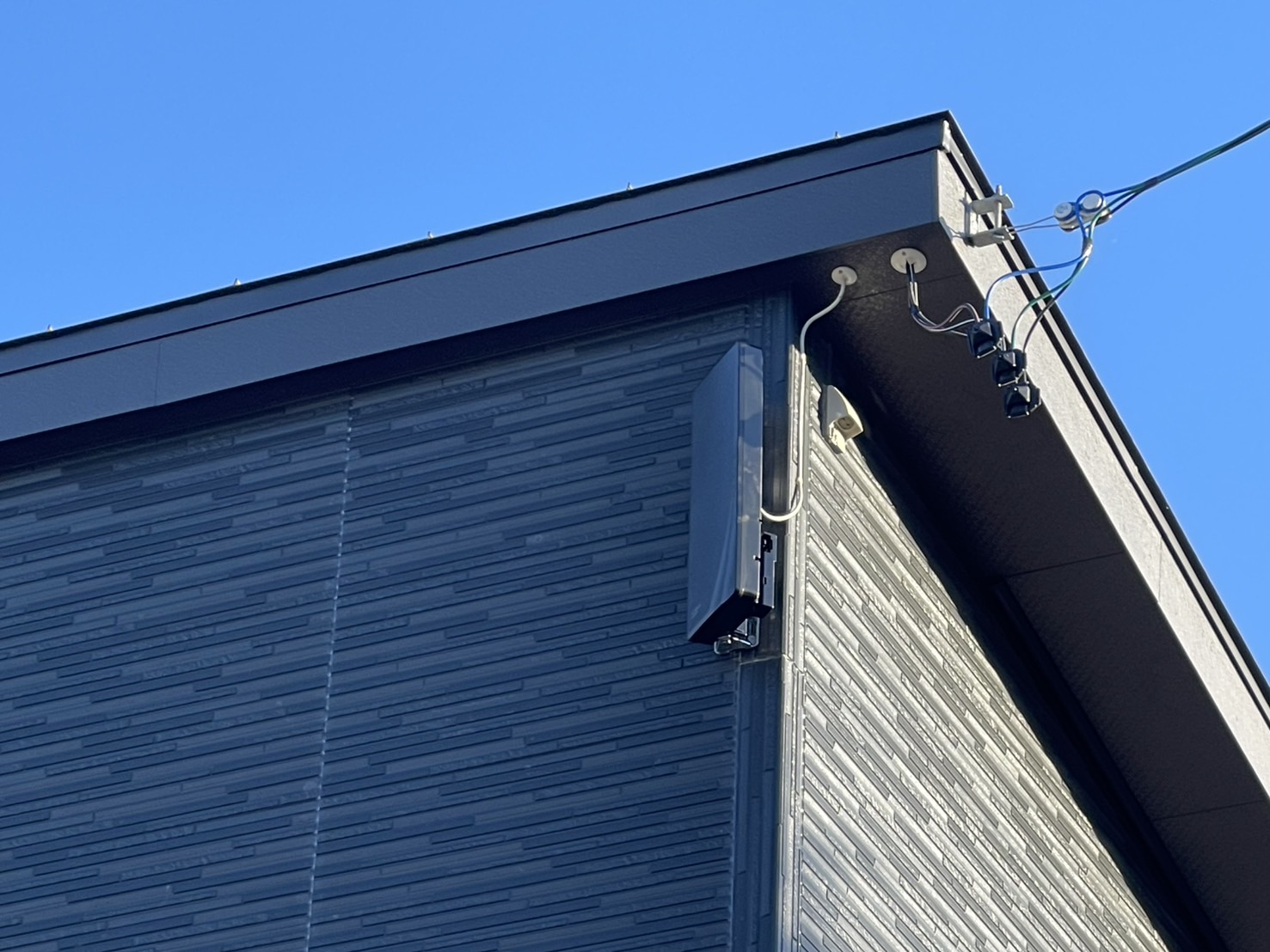 長野県千曲市｜アンテナ工事（デザイン）