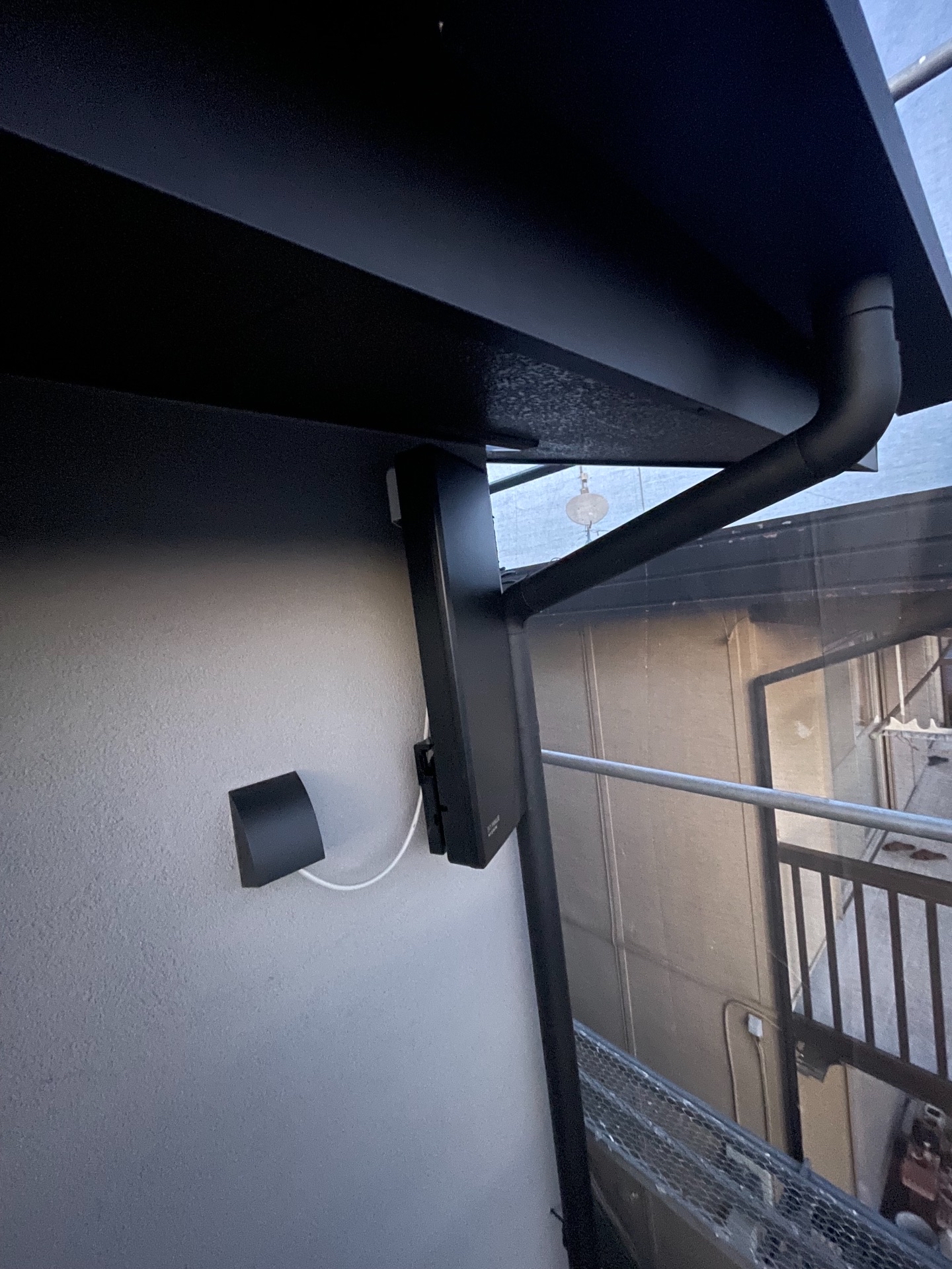 埼玉県日高市｜アンテナ工事（デザイン）