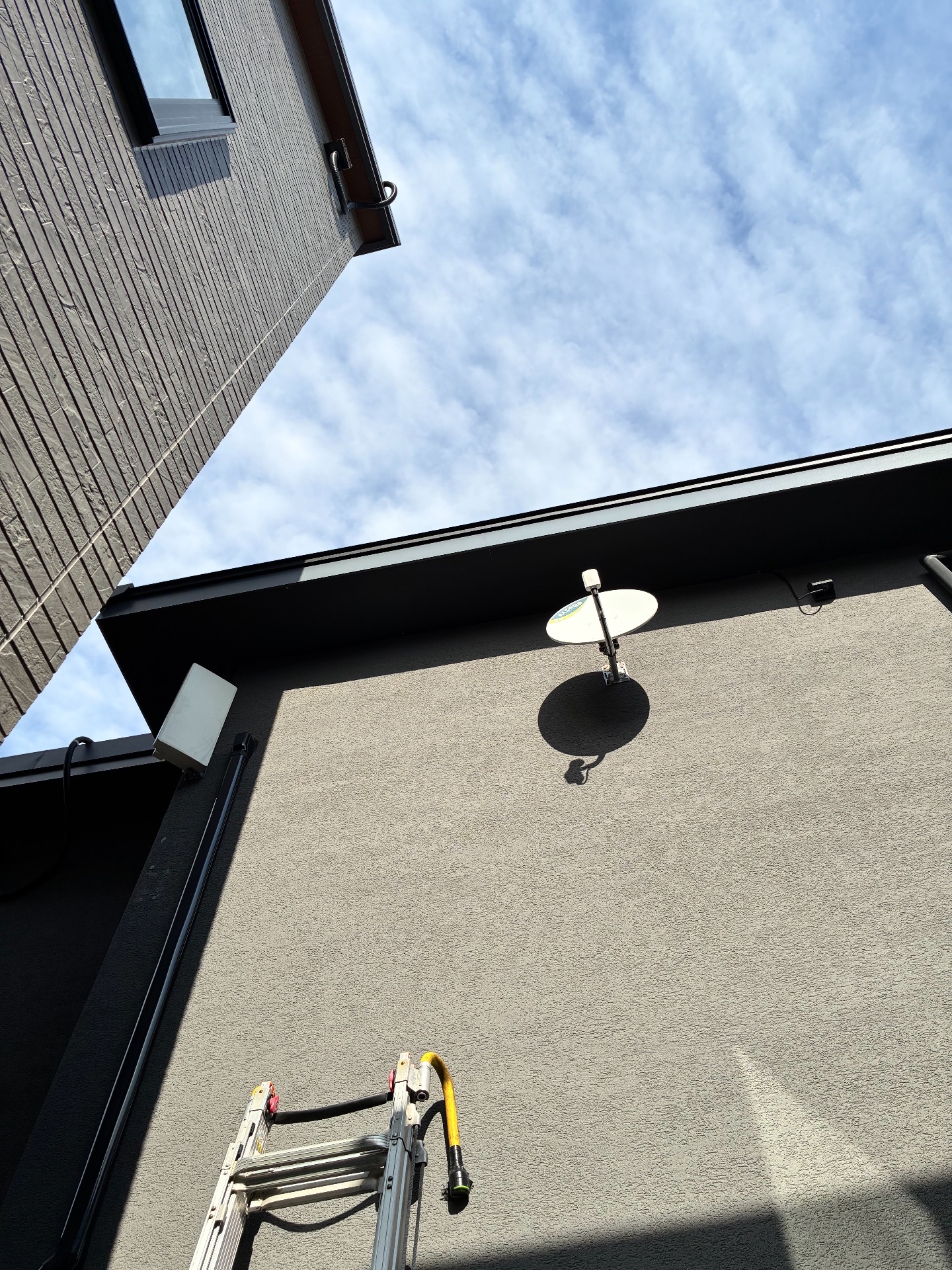 埼玉県久喜市｜アンテナ工事（デザイン＋BS CS）