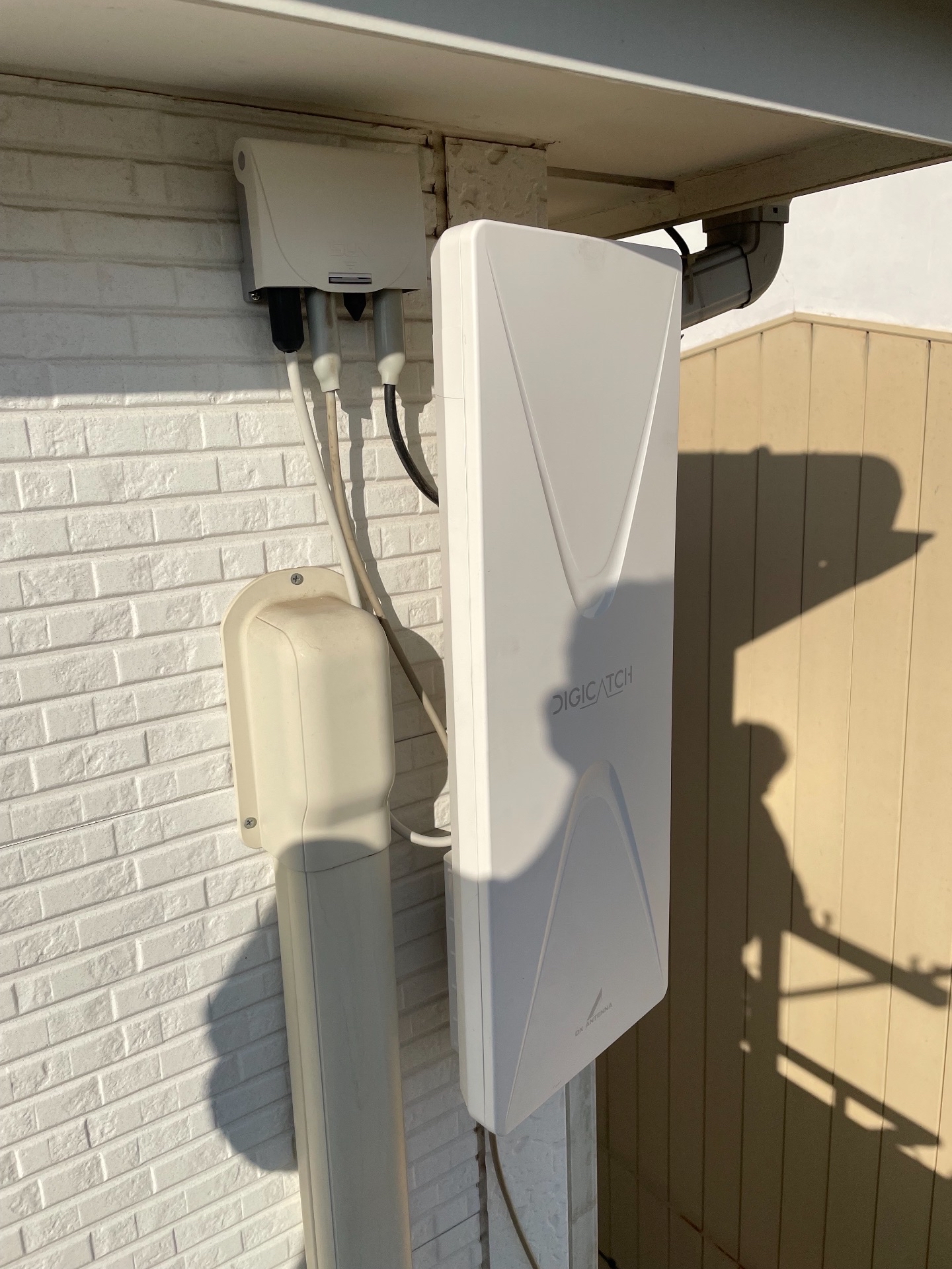 埼玉県南埼玉郡｜アンテナ工事（デザイン）