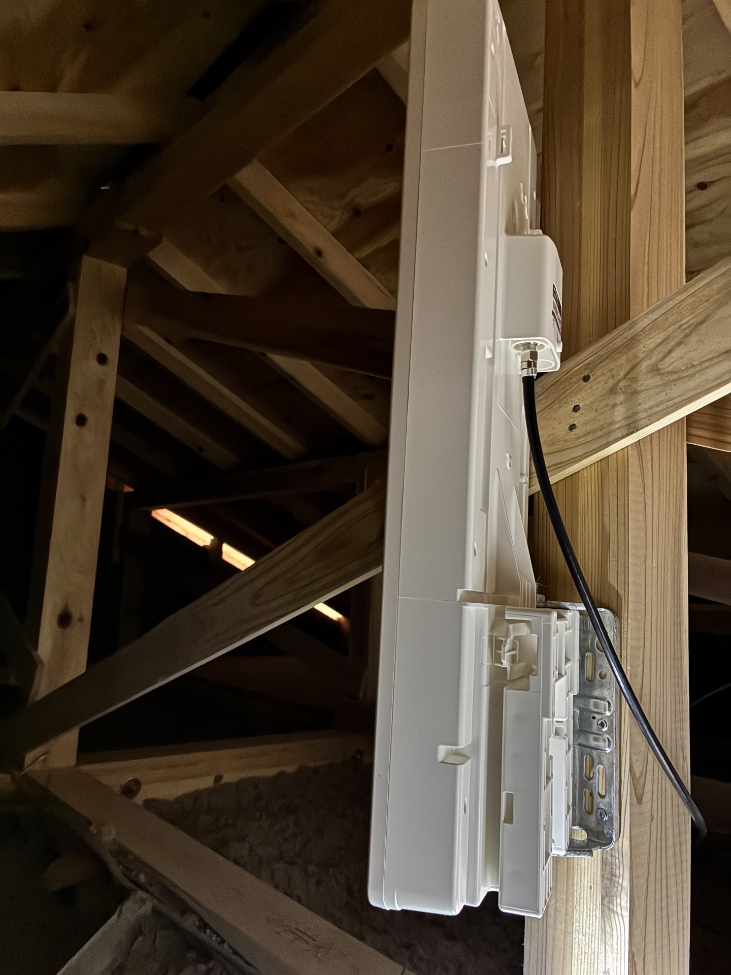 埼玉県坂戸市｜アンテナ工事（デザイン）