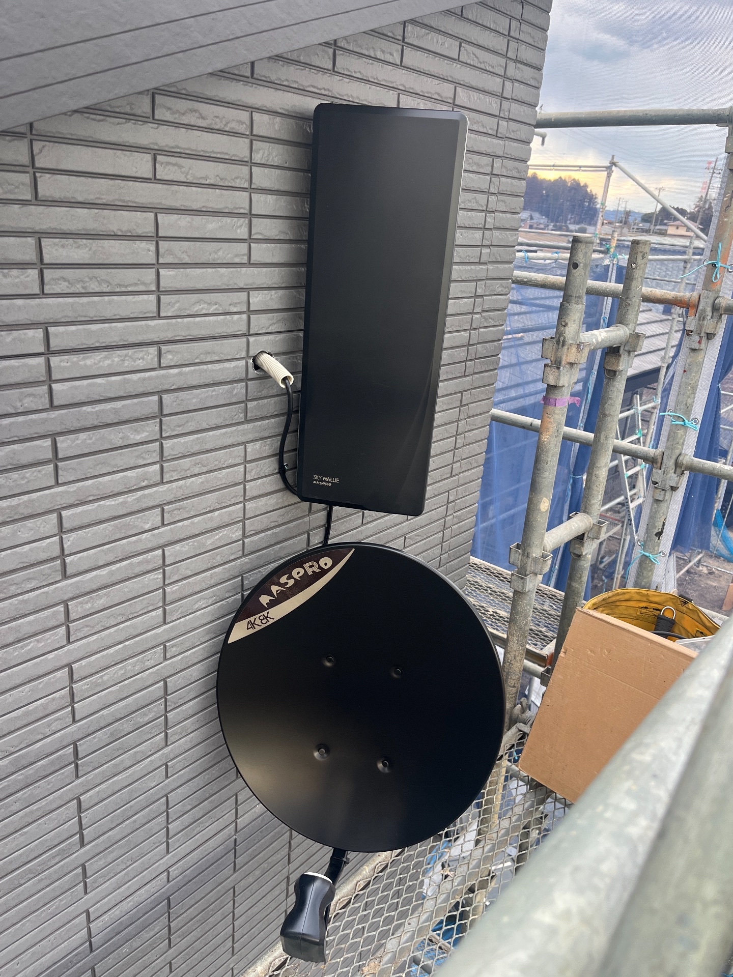 茨城県那珂市｜アンテナ工事（デザイン＋BSCS）